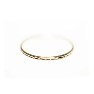 14kt Yellow Gold Thin Band Ring Diamond-Cut 1mm