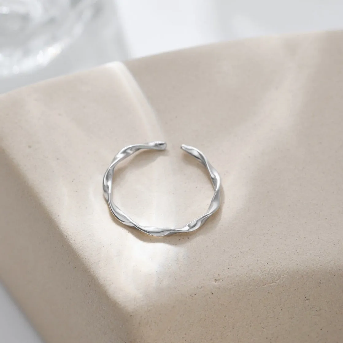 1.55mm Thin Twist Stacker Ring