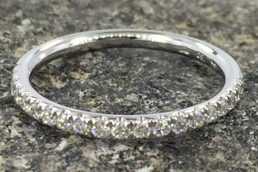 18k White Gold Dainty Thin Diamond Engagement Band Brilliant Cut