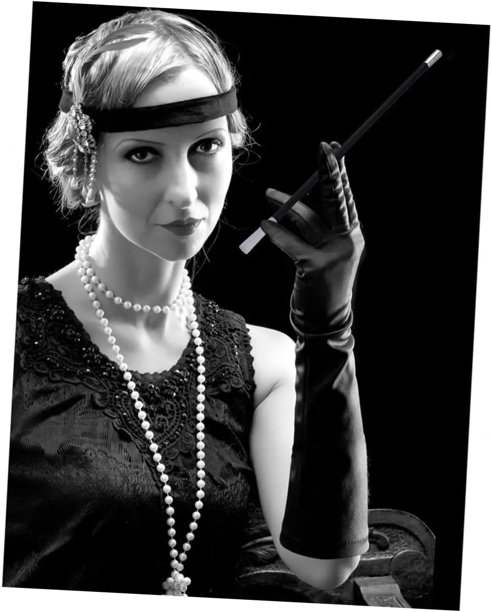 1920s Dress Accessory Set Satin Gloves Pearl Necklace Holder Women's Costume Jewelry