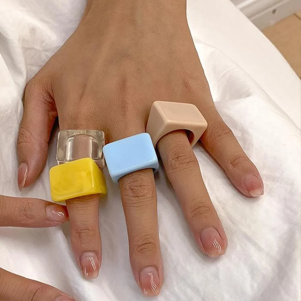 4Pcs Chunky Acrylic Wide Band Rings Stackable for Women Trendy, Unique Colorful Thick Plastic Square Ring Set Stack Knuckle Finger Y2K Party Jewelry Gift