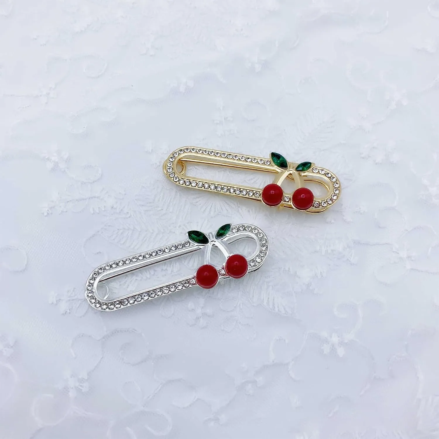 4Pcs Scarf Ring Clip for Women Pearl Flower Scarf Brooches Buckle Metal Shawl Clip Buckle Lady Girls Decoration Accessories