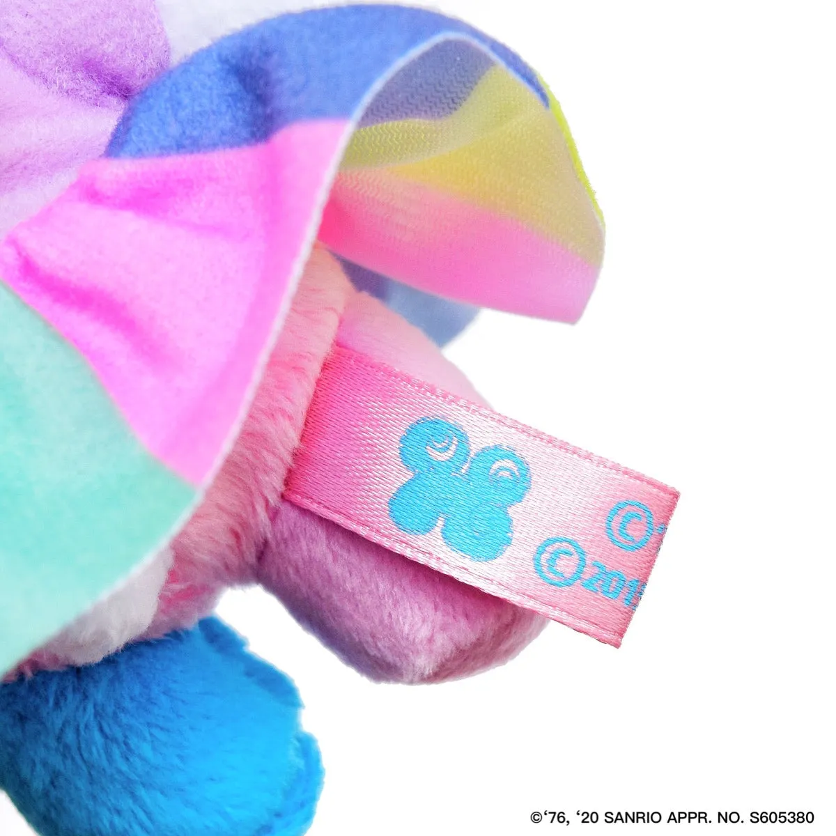 6% Dokidoki Kawaii Monster Cafe & Hello Kitty mascot keychain