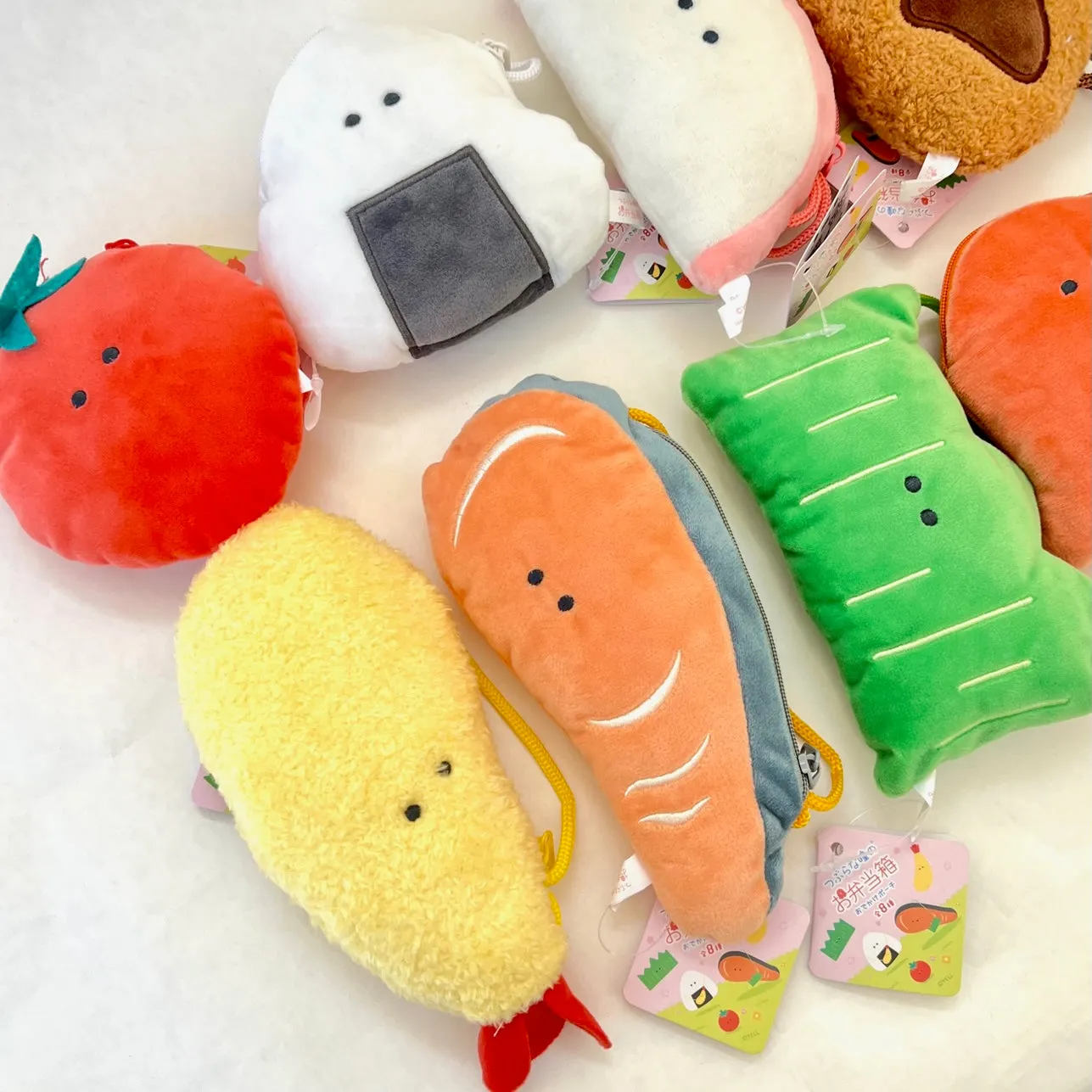 63380 BENTO PICNIC LUNCH PLUSH BAGS-8