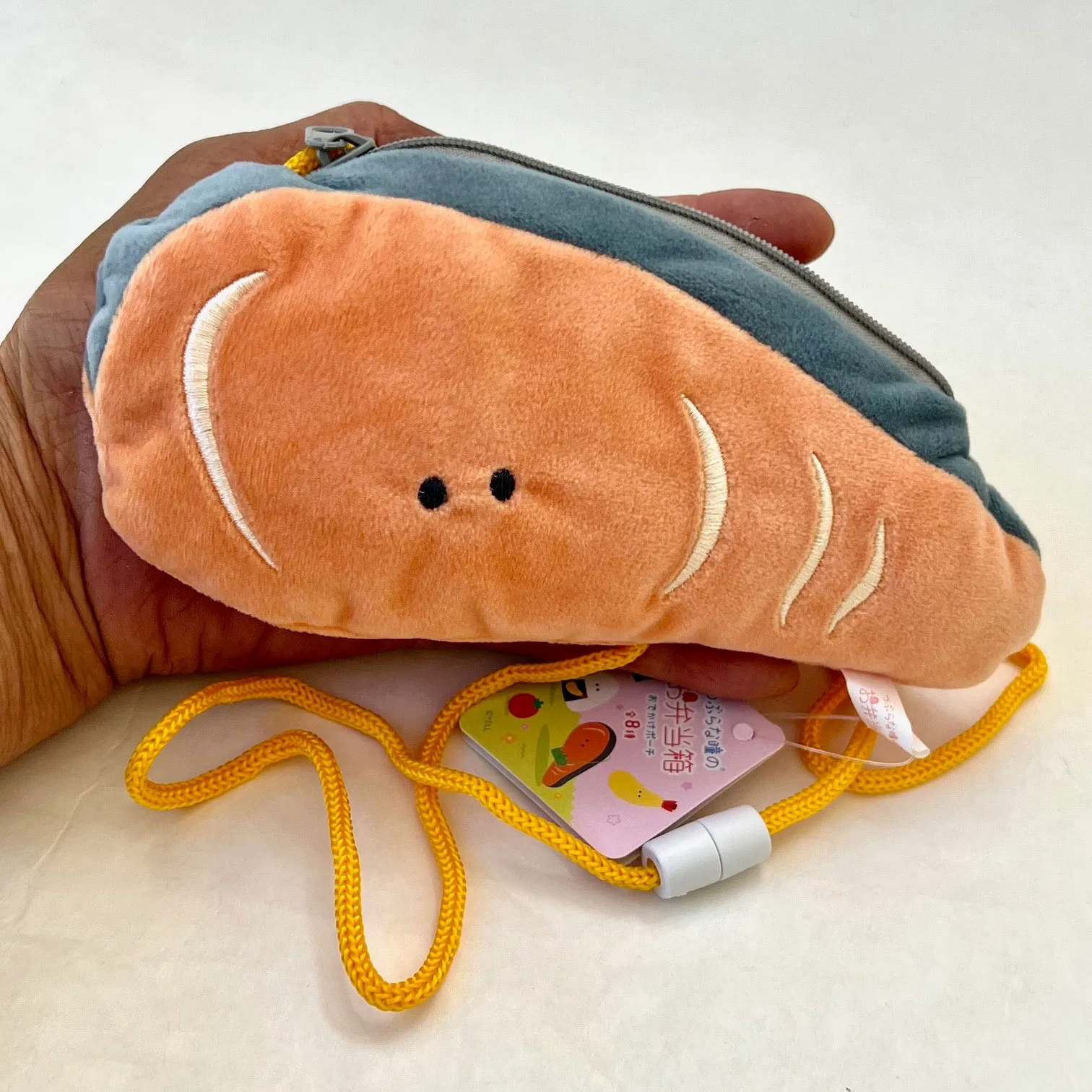63380 BENTO PICNIC LUNCH PLUSH BAGS-8