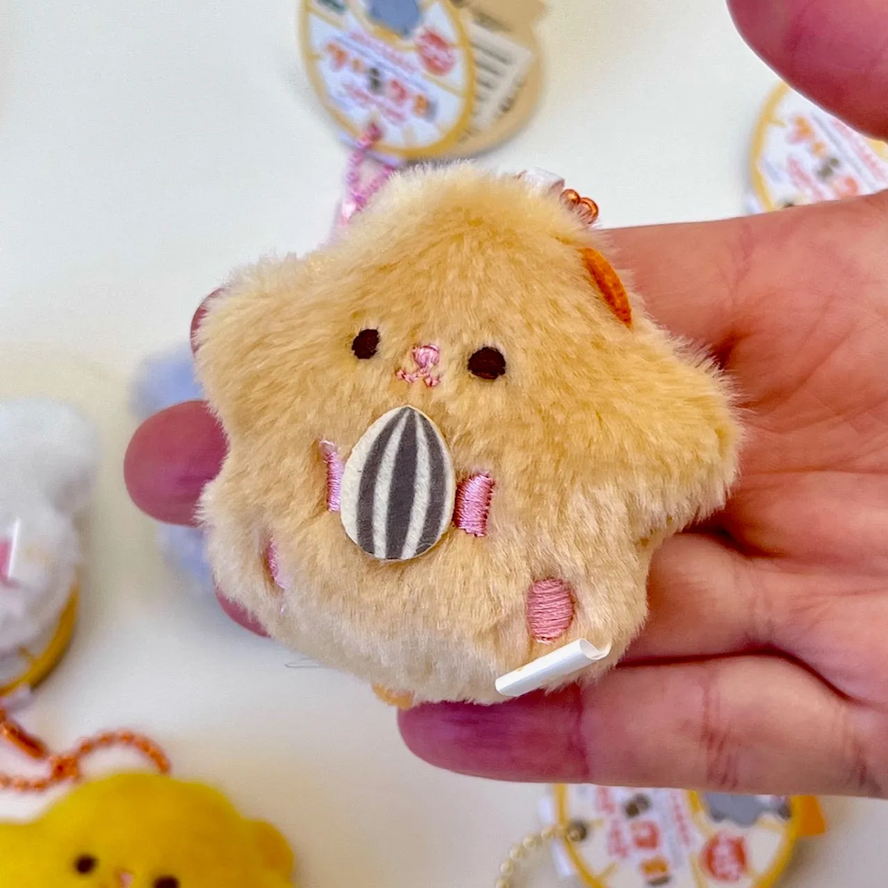 63502 HAMSTER PLUSH CHARMS-6