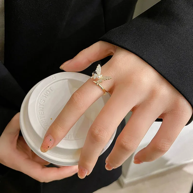 Accessible Luxury Trendy Women's Fashion Personality Pearl Butterfly Ring