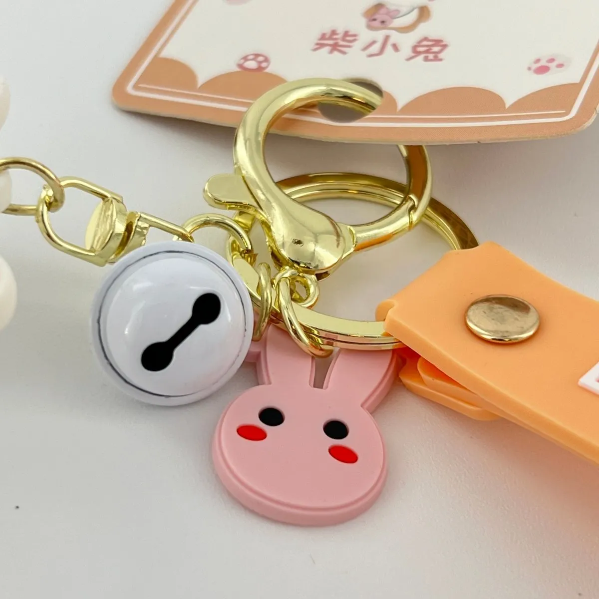 Adorable Shiba Inu Keychain - Durable and Eye-Catching Design for Keys