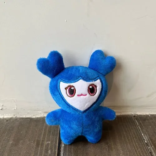 Adorable TWICE Momo Plush Toy - Perfect Gift for K-Pop Fans!