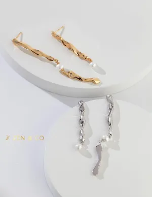 ALLEGRA Asymmetric long dangle earrings