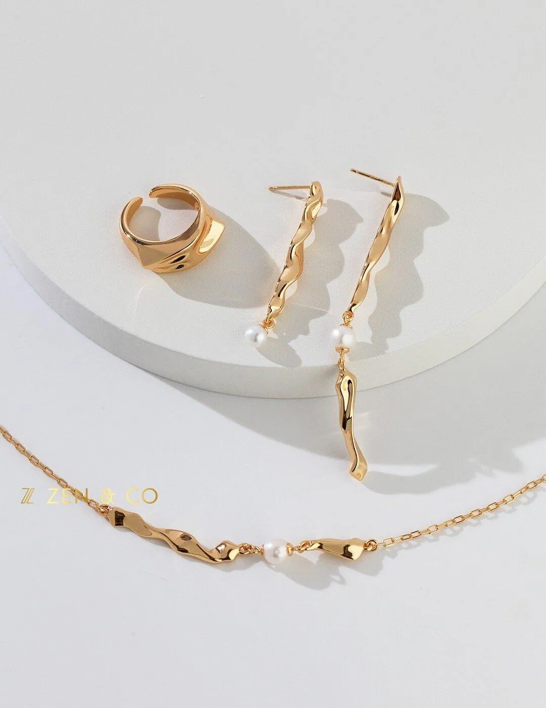 ALLEGRA Asymmetric long dangle earrings