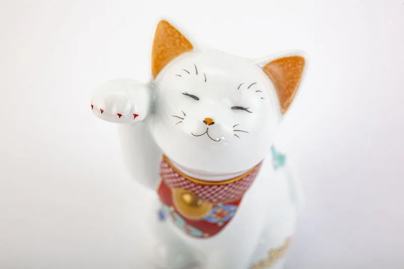 Arita Yaki(ware) Japanese Lucky Cat Figure - Chrysanthemum