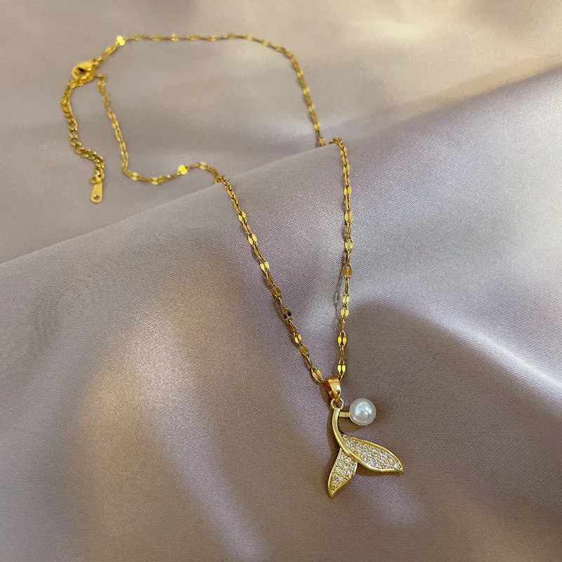 Beautiful Temperament Pearl Mermaid Tail Pendant Necklace For Women
