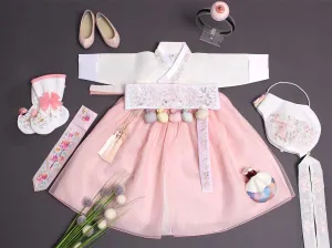 Beauty Baby Girl Hanbok in White & Light Pink