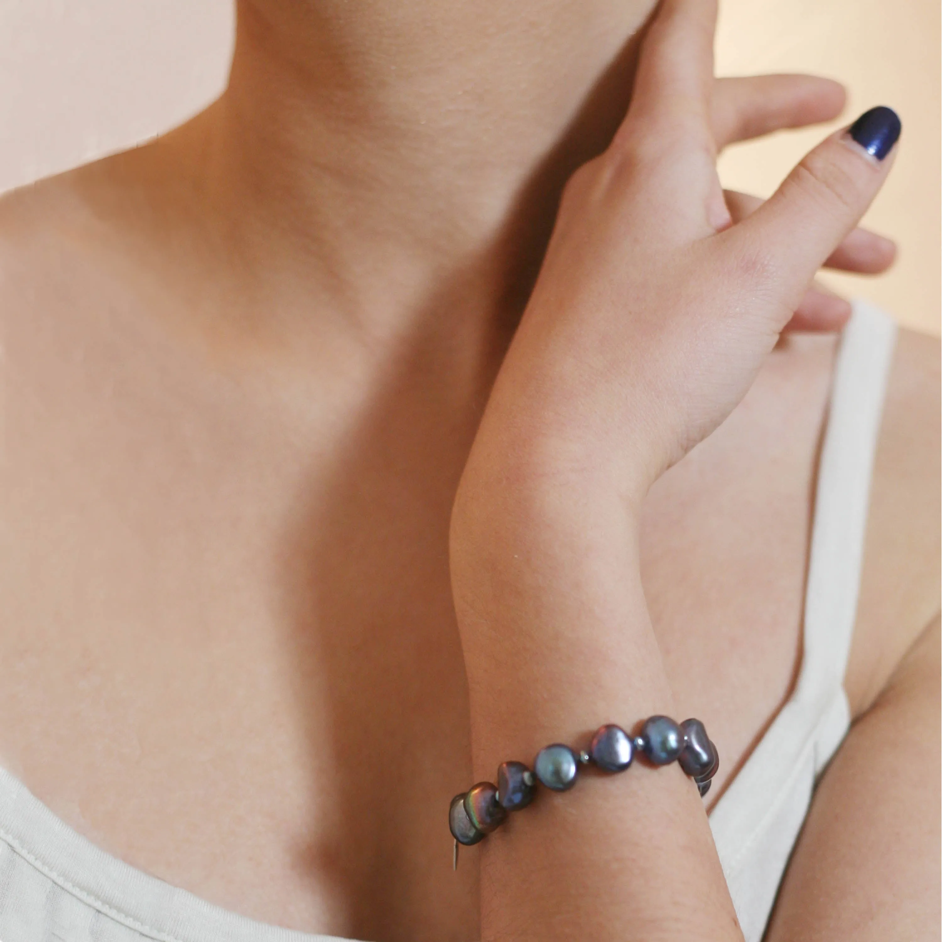 Black Biwa Pearl Single Strand 'Classic' Bracelet
