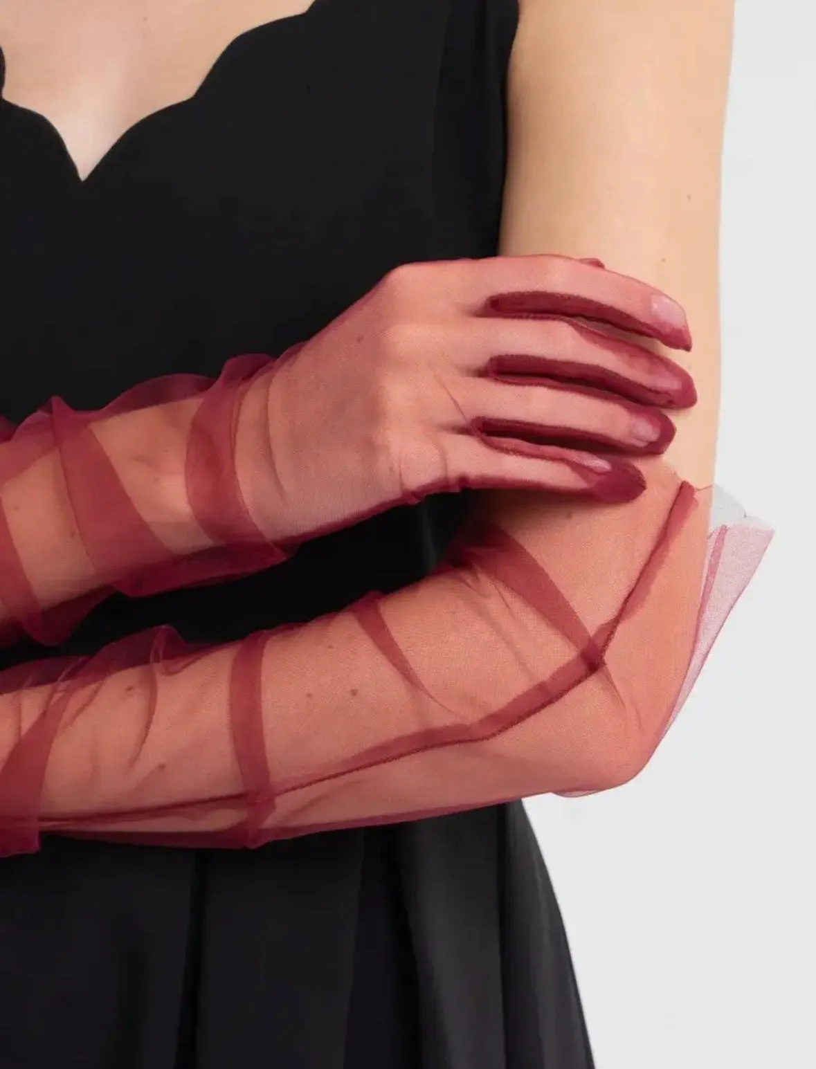 Burgundy Mesh Gloves