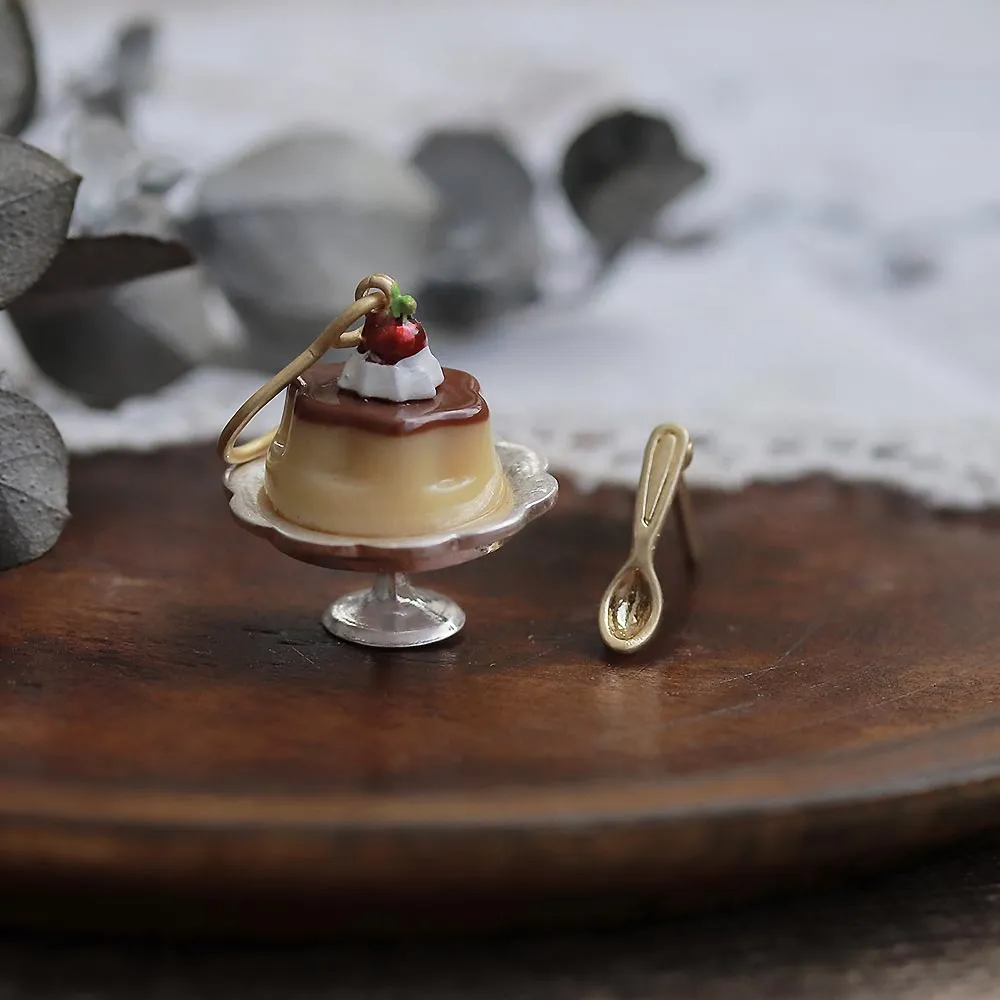 Custard Pudding Mismatched Earrings