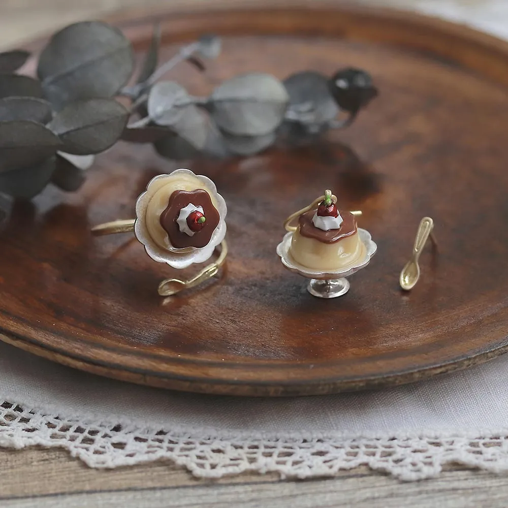 Custard Pudding Mismatched Earrings