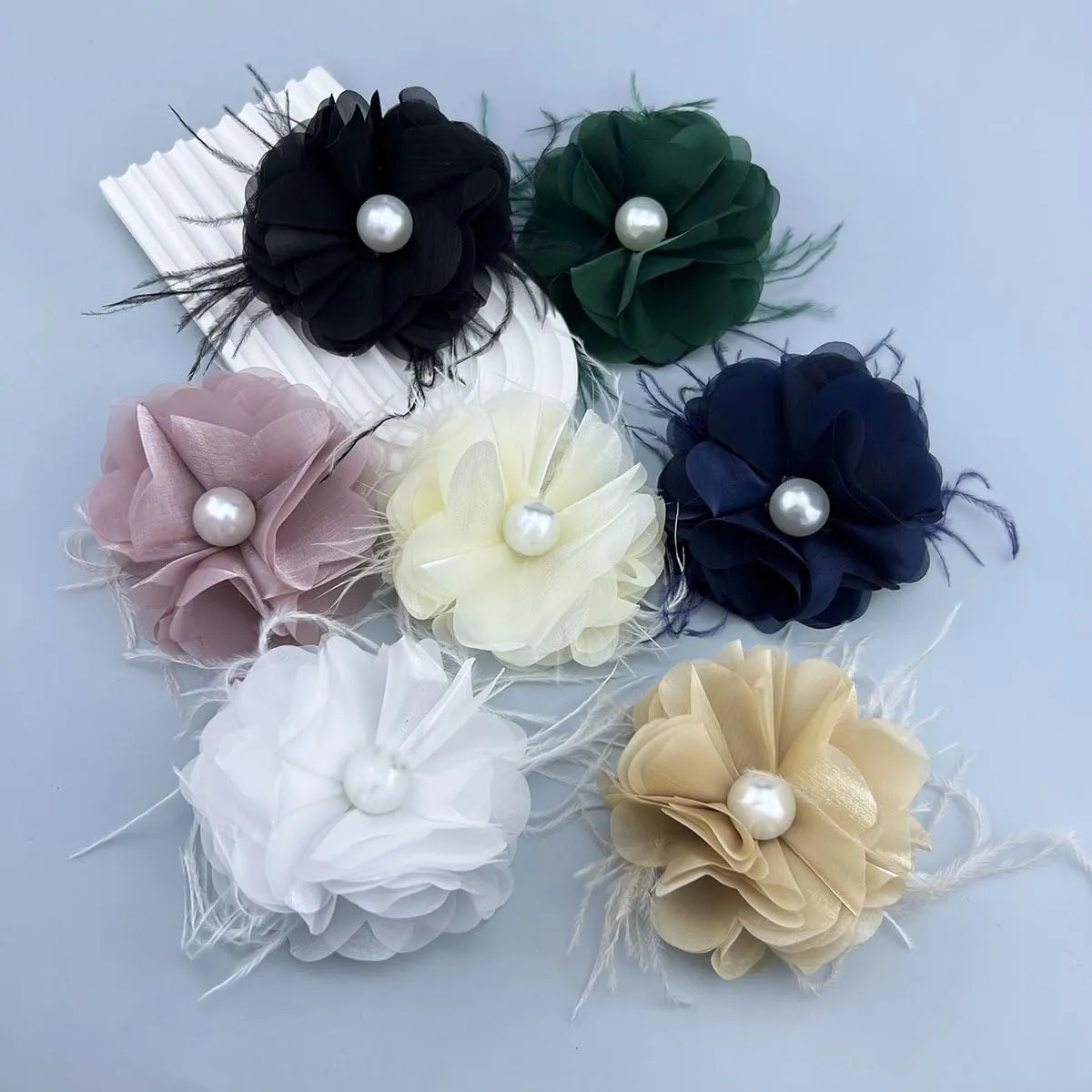 Dainty Fabric Rose Flower Large Brooch Lapel Pins Delicate Elegant Handmade Flower Brooches Pin Party Dance Banquet for Women Classic for Wedding Dress Suit Ceremony Clothes Accessories Jewelry Gifts