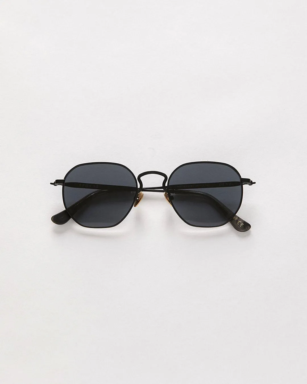 Denz - Black Matte / Black