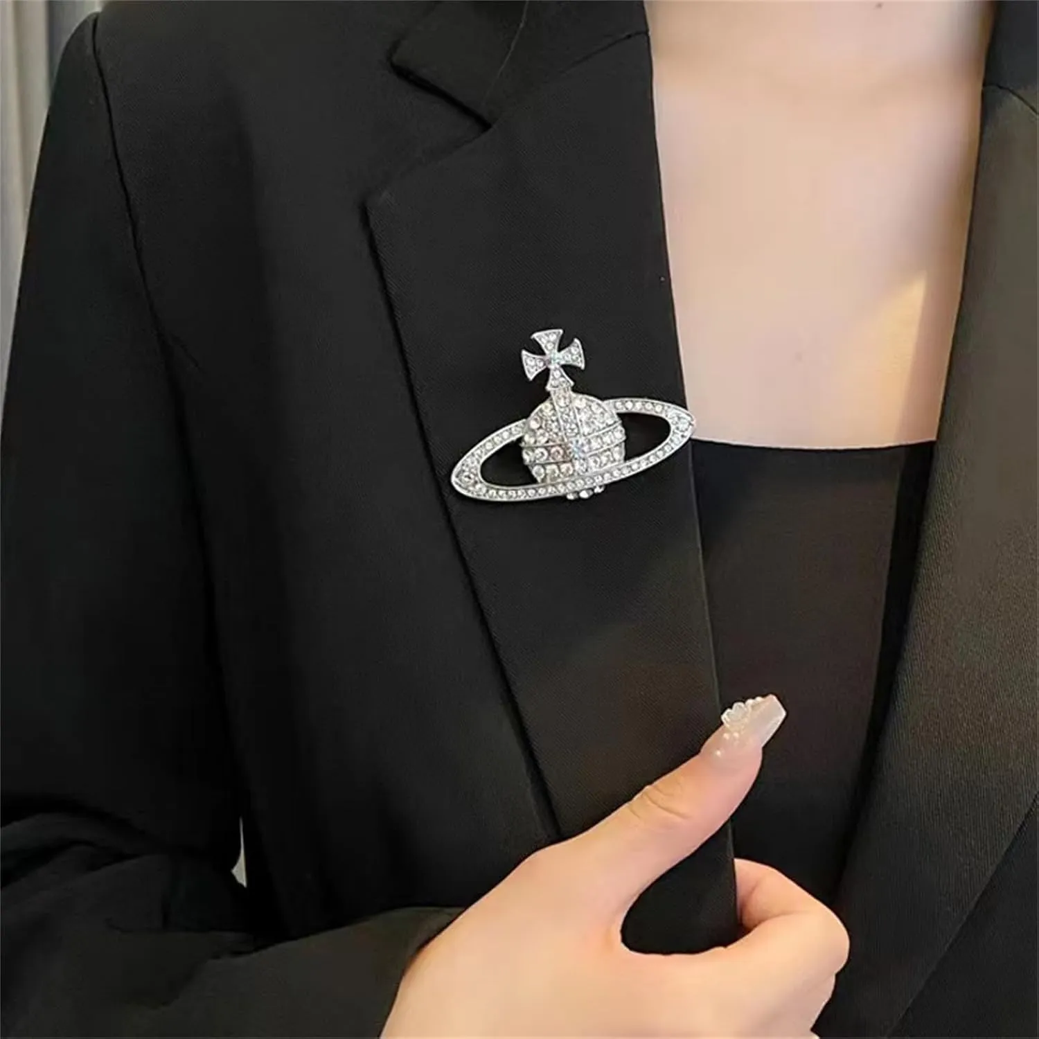 Dreuyet Saturn Planet Brooch Pin for Women Ladies Dainty Rhinestone Star Lapel Pin Cubic Zirconia with Crystal Planet Brooch Fashion Dress Accessories Jewelry for Suit Clothing Jackets Badges