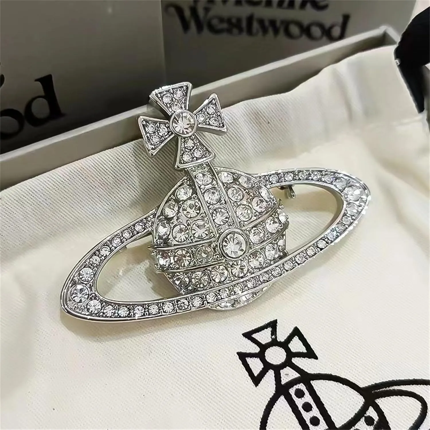 Dreuyet Saturn Planet Brooch Pin for Women Ladies Dainty Rhinestone Star Lapel Pin Cubic Zirconia with Crystal Planet Brooch Fashion Dress Accessories Jewelry for Suit Clothing Jackets Badges