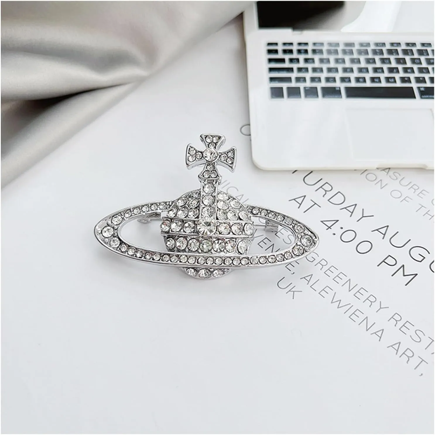 Dreuyet Saturn Planet Brooch Pin for Women Ladies Dainty Rhinestone Star Lapel Pin Cubic Zirconia with Crystal Planet Brooch Fashion Dress Accessories Jewelry for Suit Clothing Jackets Badges