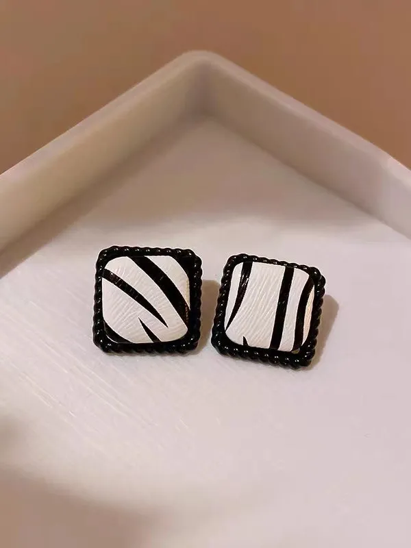 Earring-Diamond-Geometric earrings 2 pc