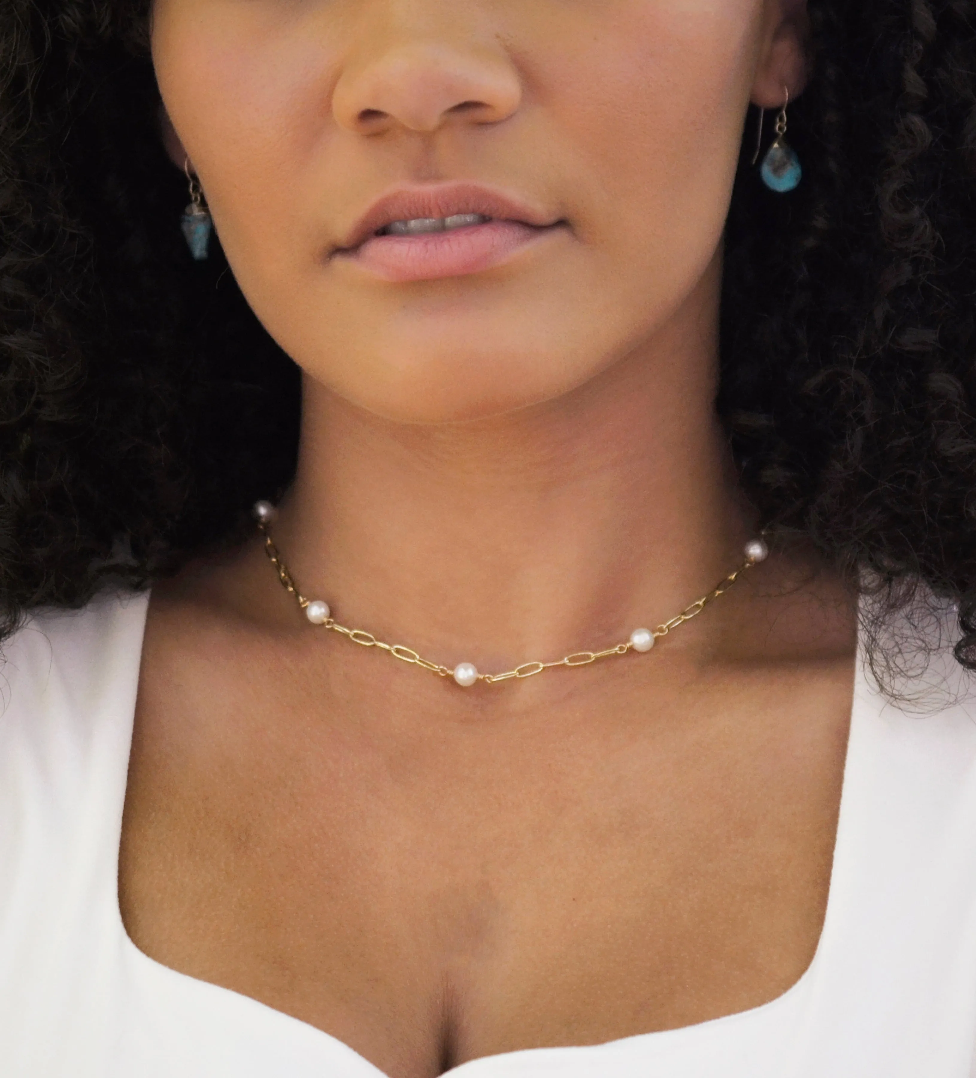 Elegant White Freshwater Pearl Necklace with Paperclip Chain