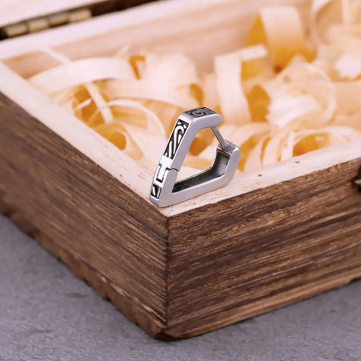 Fashion Minimalist Geometric Stud Earrings for Men and Women
