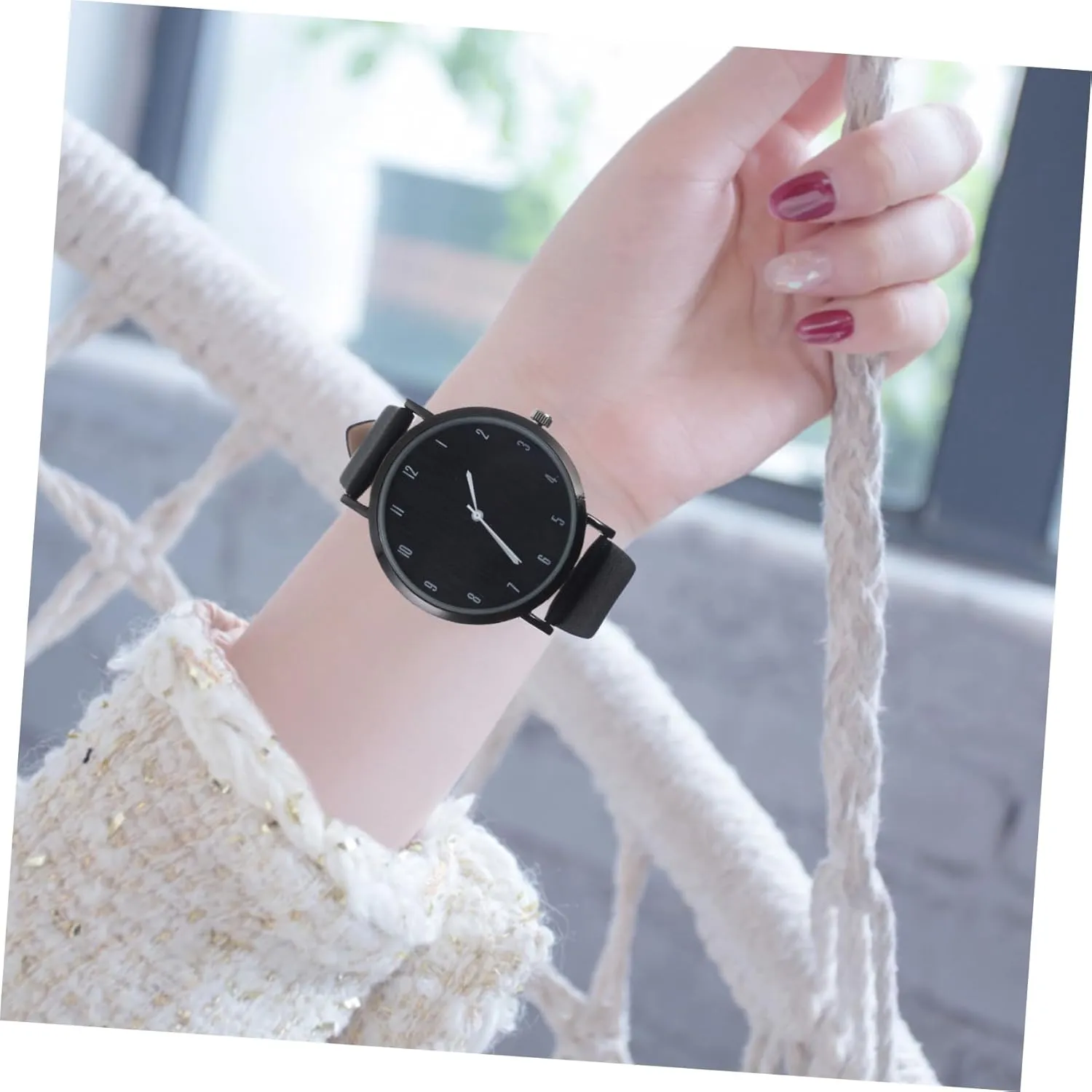 Fashionable Grain Pattern Watch for Women Stylish Leather Strap Wrist Watch Band for Meetings Parties