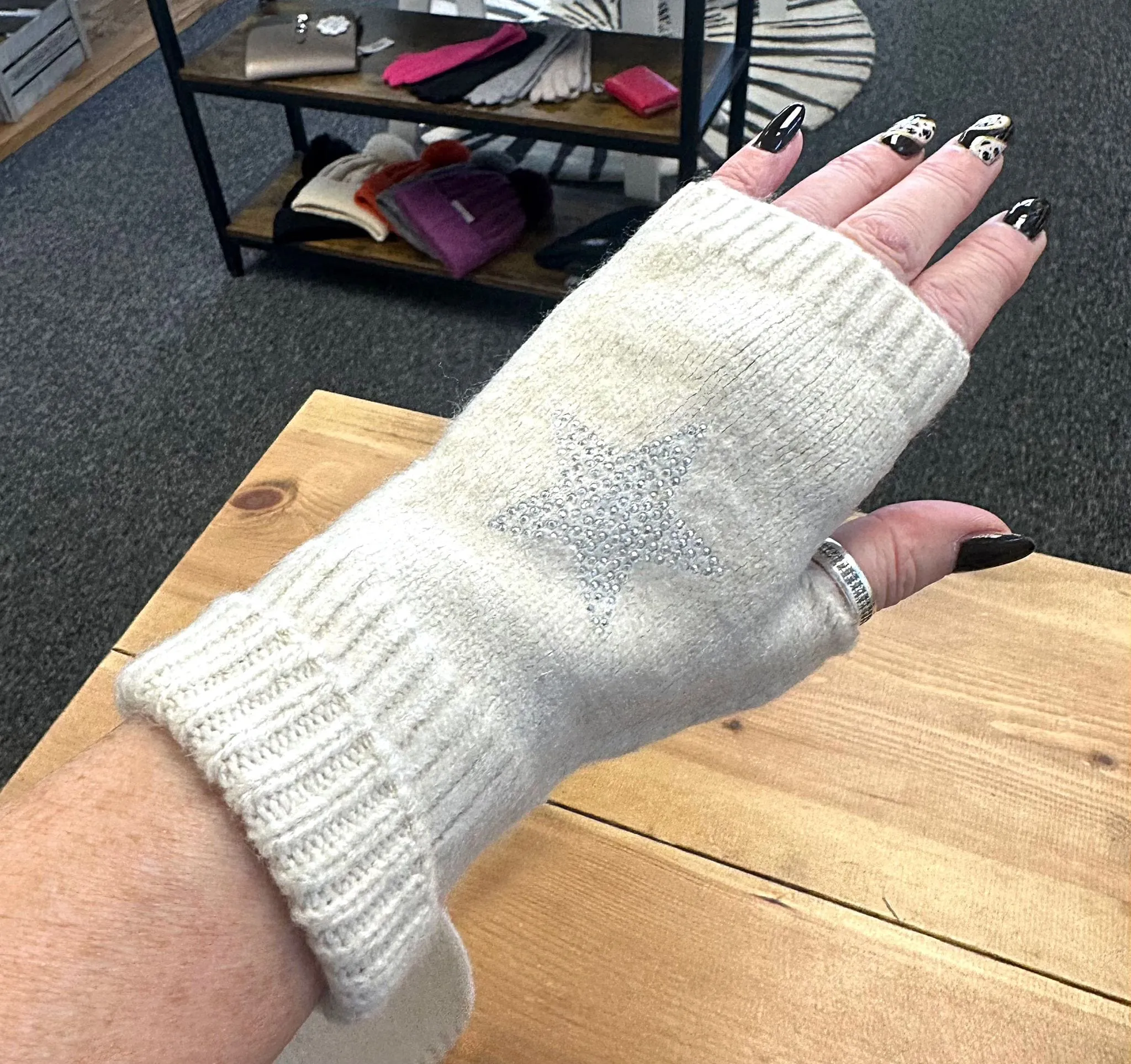 Fingerless Star Gloves (3 Colours)