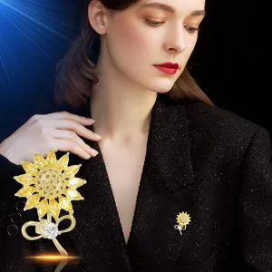 Flower Rhinestone Brooch Pin for Women Vintage Wedding Brooches Lapel Pin for Graduation Daily Jewelry Supplies