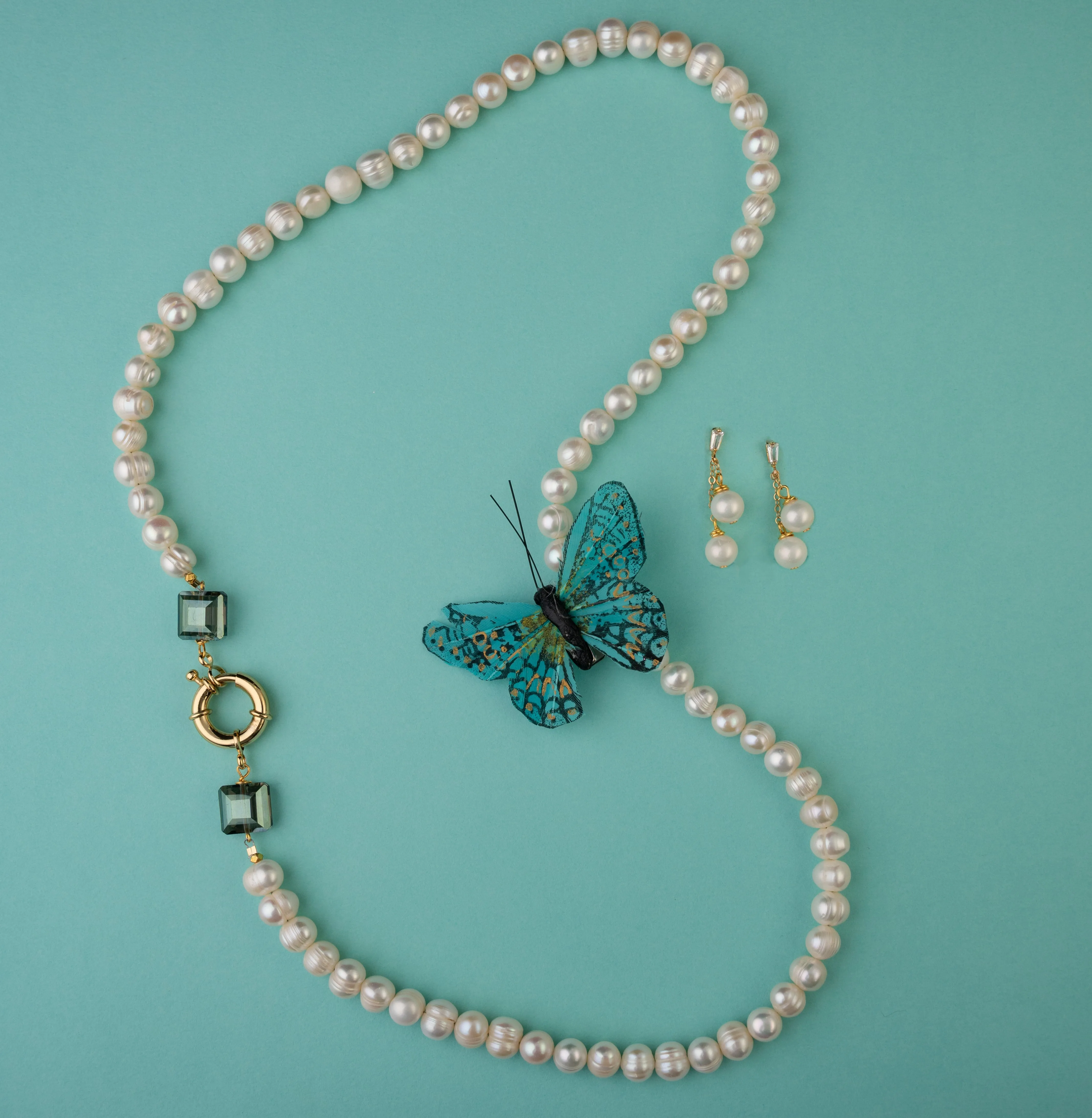 Freshwater Pearl Necklace & Earring