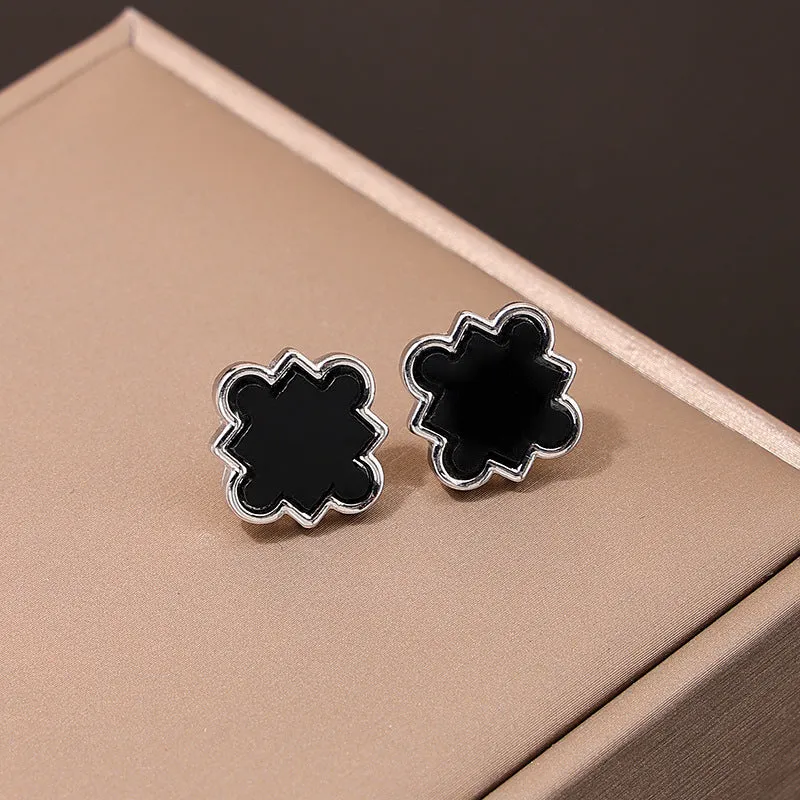 Geometric Black Round Men's Earrings - Vienna Verve Collection