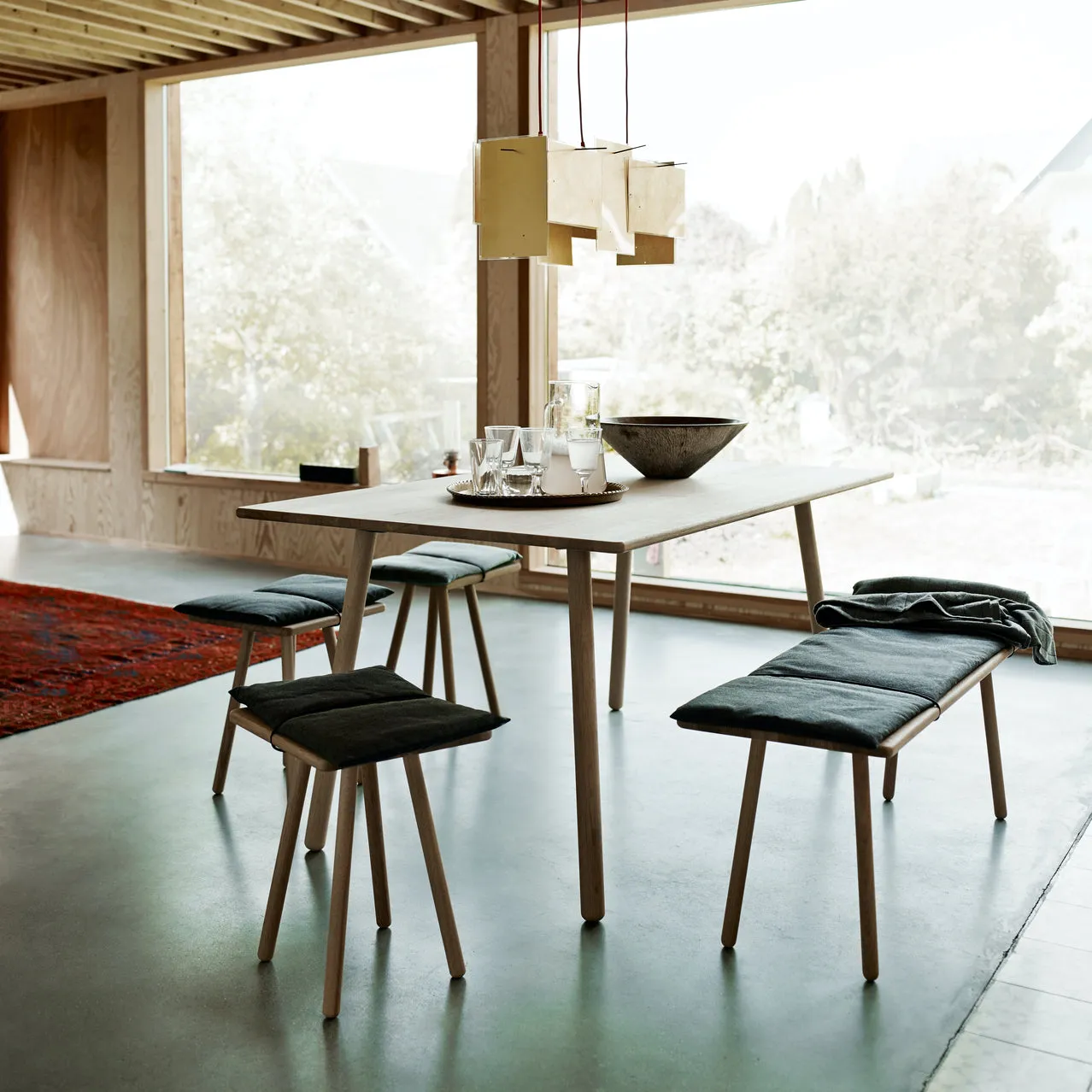 Georg Dining Table