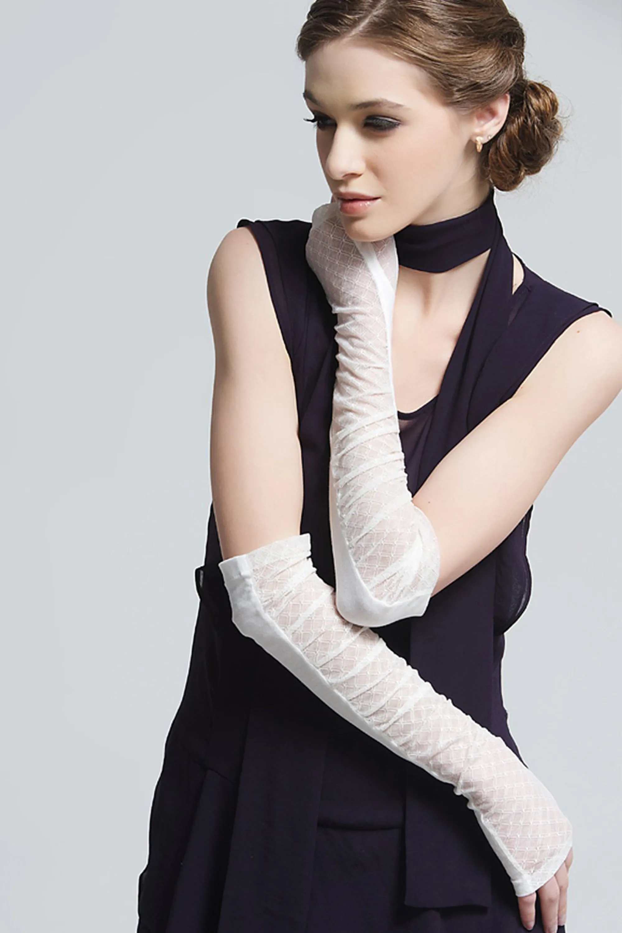 GL10-Womens Long Lace Floral Half Finger Arm Sleeves