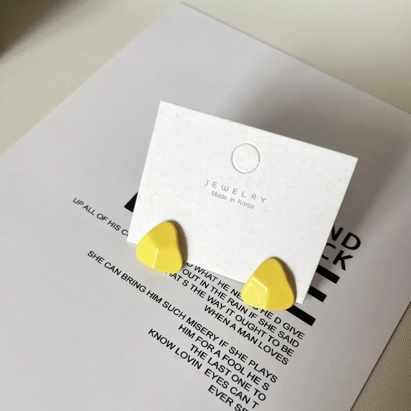 Glossy Yellow Geometric Stud Earrings-jlt11811