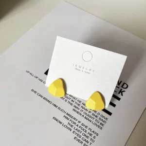 Glossy Yellow Geometric Stud Earrings-jlt11811