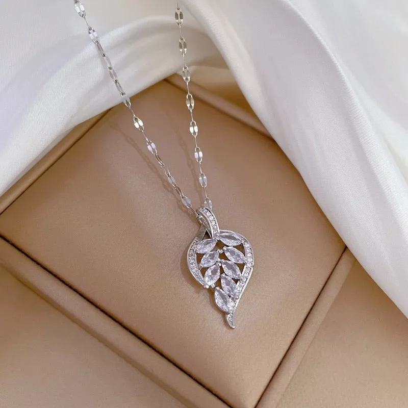 Gold Color Charming Leaf Full Rhinestone Pendant Necklace For Women