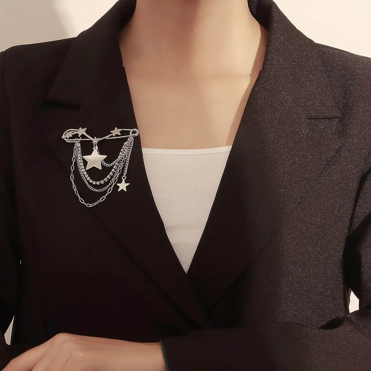 Gold Crystal Star Moon Safety Chain Tassel Brooch Pins for Women,Star Brooch Pins Sweater Shawl Clips Collar Brooch Tassel Chain Men's Suit Label