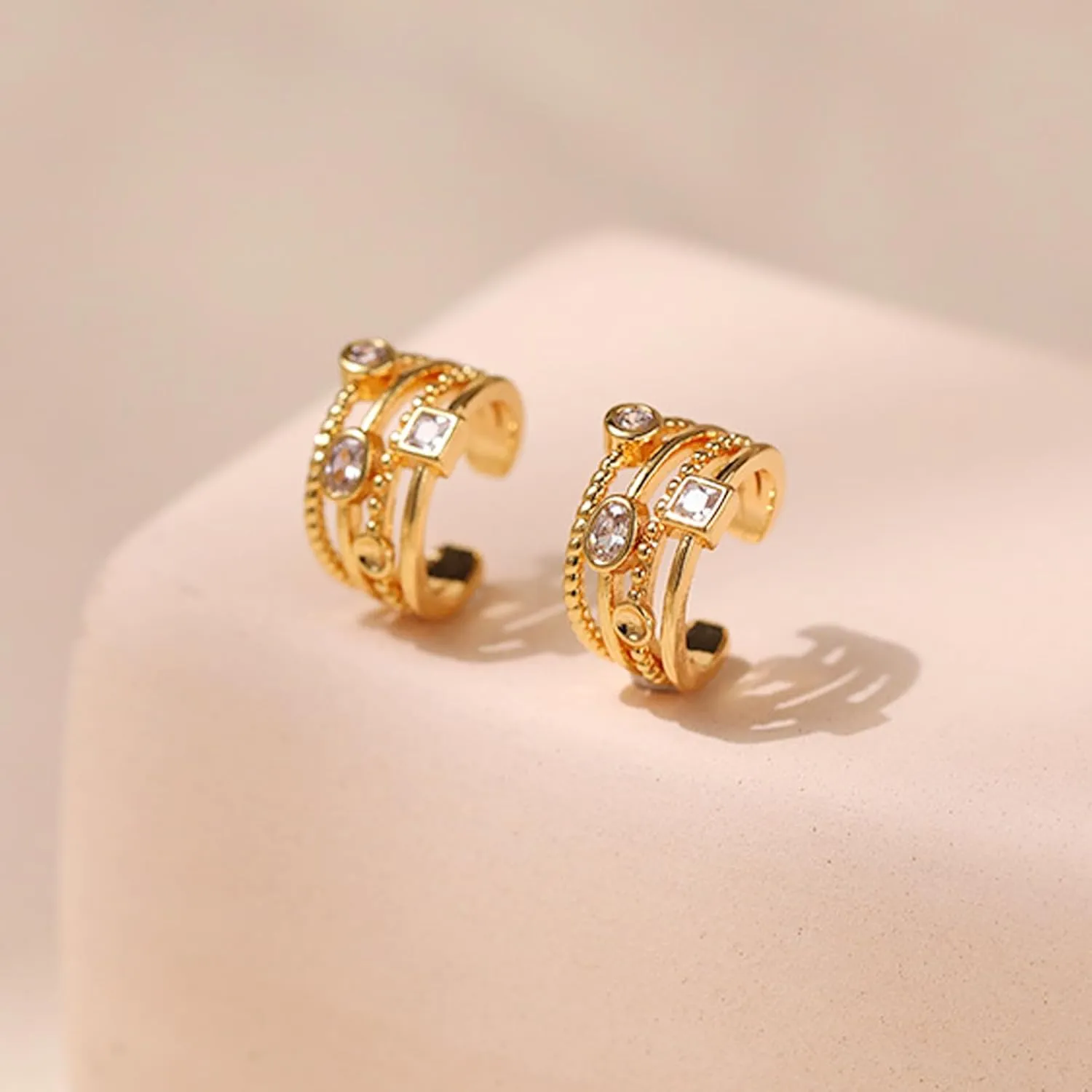 Gold Ear Cuff Earrings for Women Rhinestone Ear Cuffs Non Piercing Cartilage Clip on Earrings Minimalist Jewelry Gifts