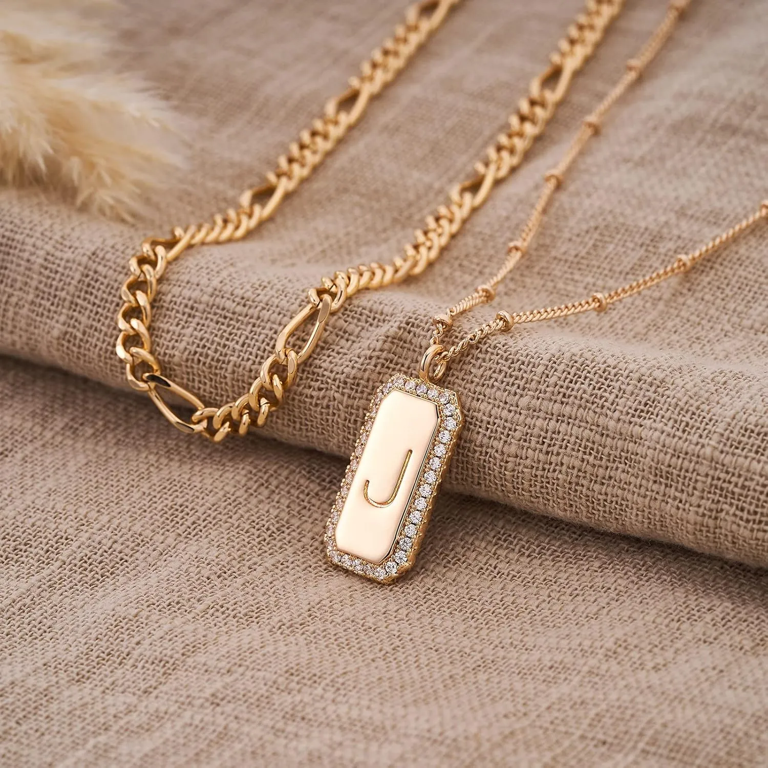 Gold Initial Necklace for Women 14K Gold Plated Figaro Chain Choker Layered Necklaces Set Bar Rectangle Pendant Necklaces Simple Dainty Letter Necklace Everyday Gold Jewelry