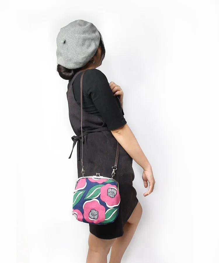 Green Camellia Shoulder Clasp Bag and Detachable Strap / Gamaguchi Japanese Shoulder Bag