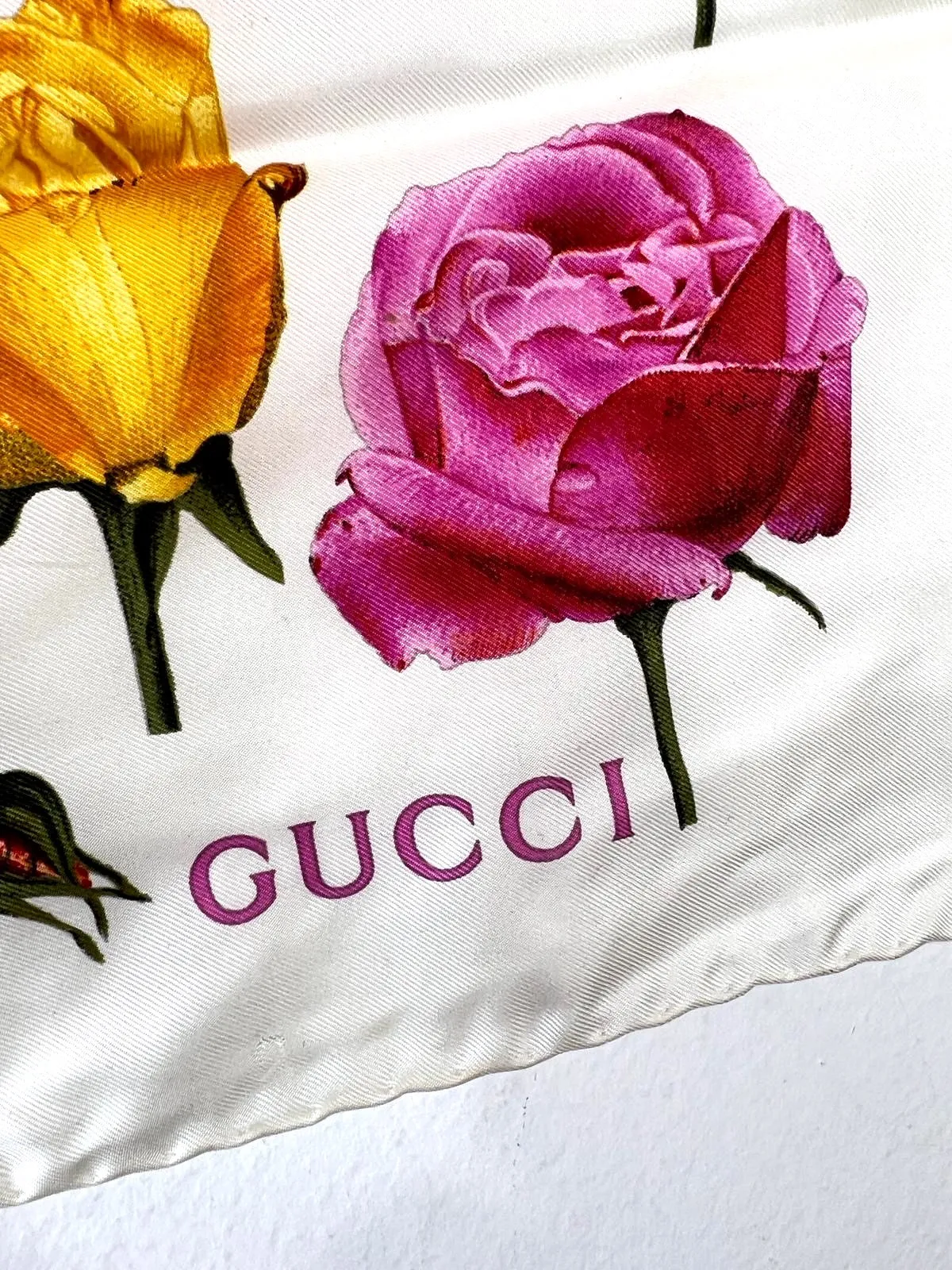 GUCCI FLORAL SILK SCARF