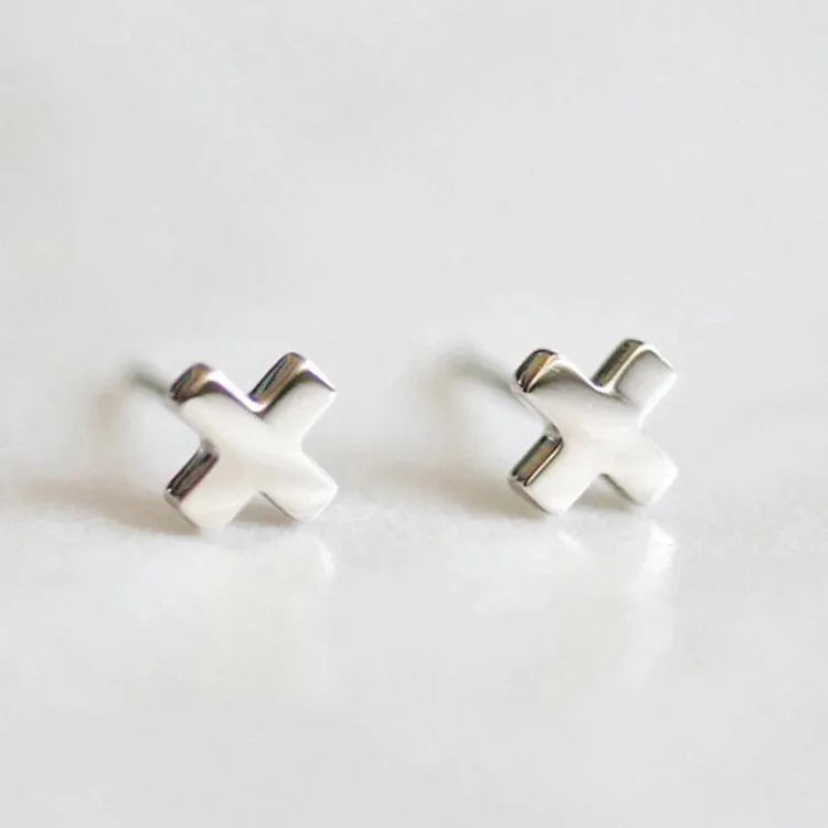 Hadley dainty x cross stud earrings