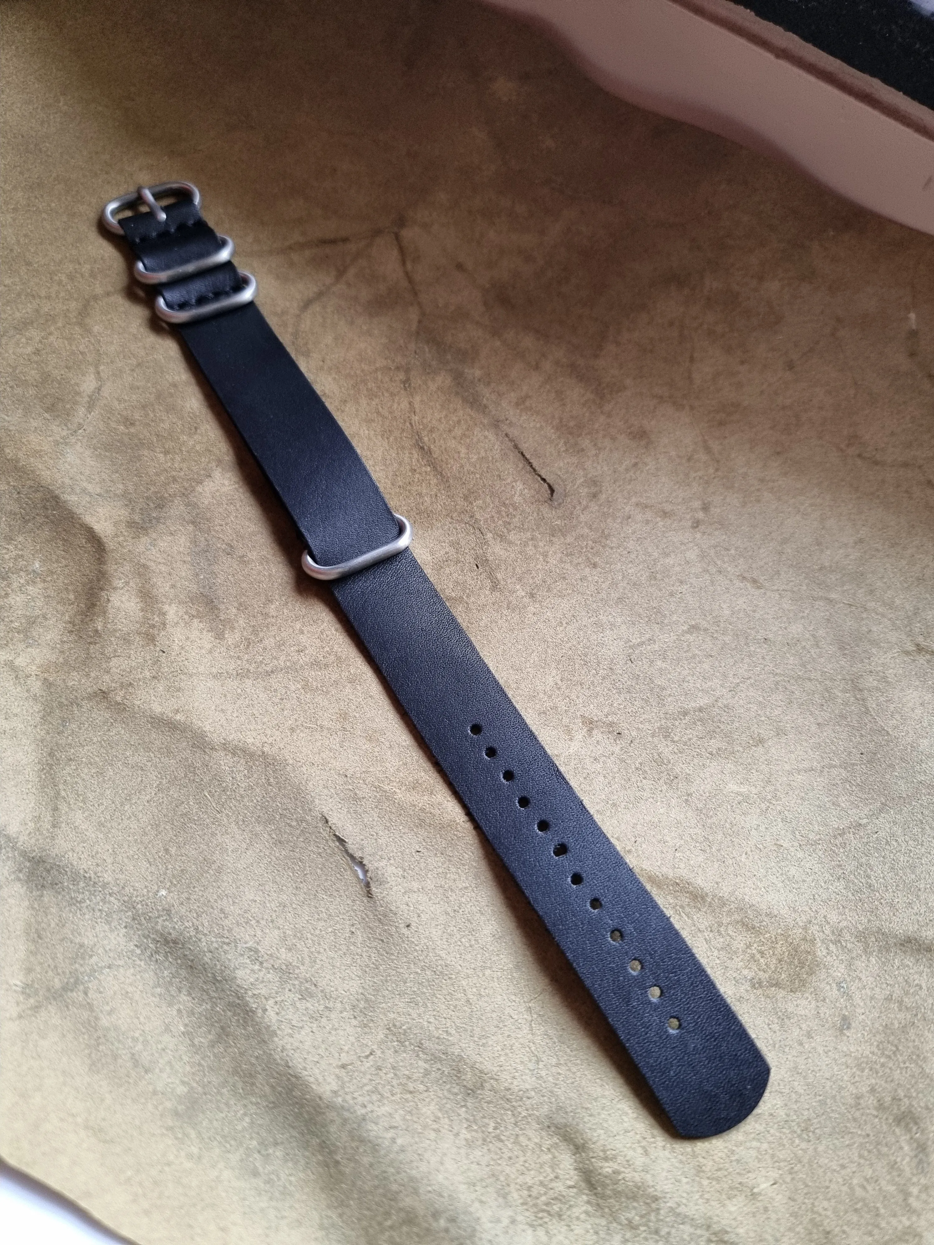 Handmade nato leather strap