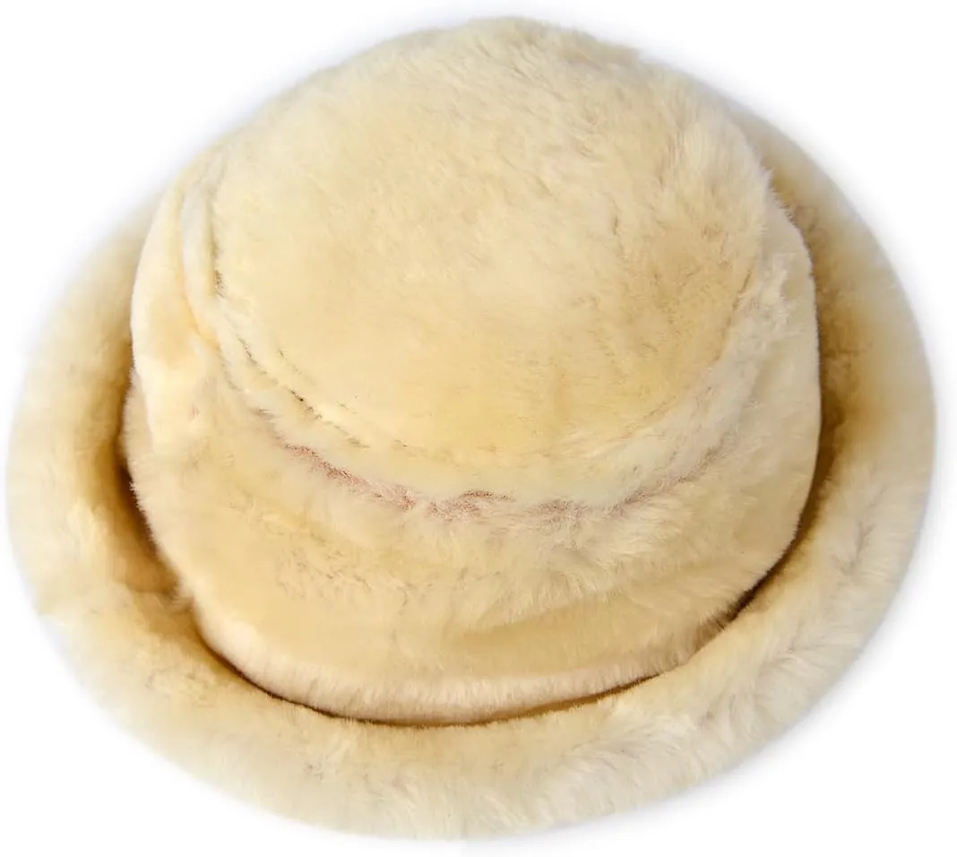 Harssidanzar Mens and Womens Winter Shearling Bucket Hat Lambskin Leather Warm Fisherman Cap CU608US