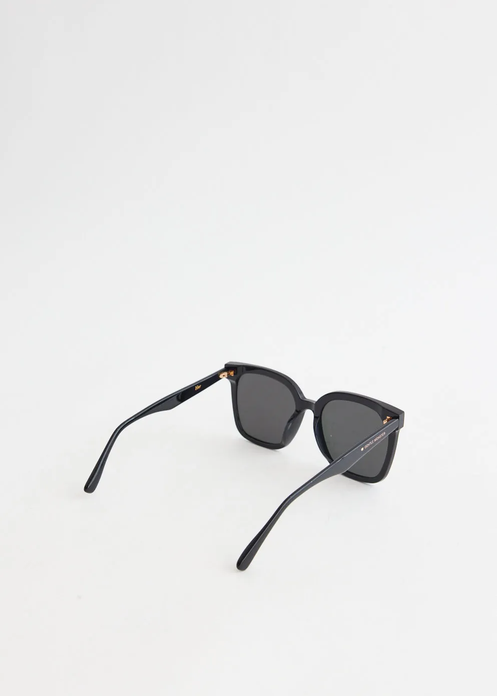 Her 01 Sunglasses