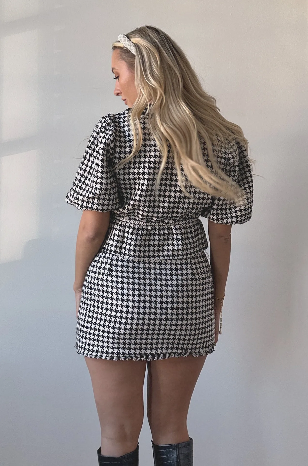 Houndstooth Puff Sleeve Top